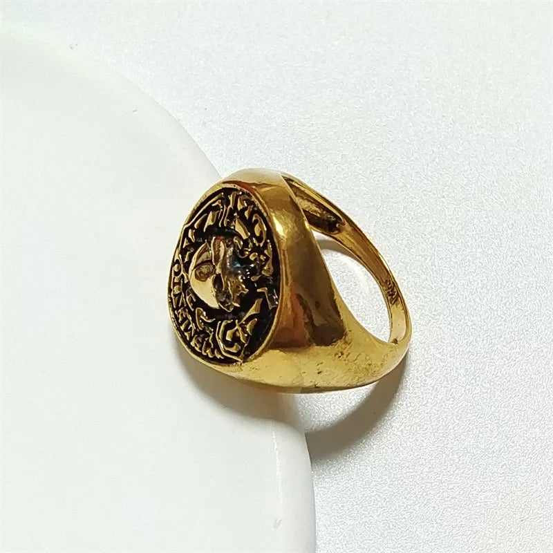 Skull Cross Ring — Gothic Vintage