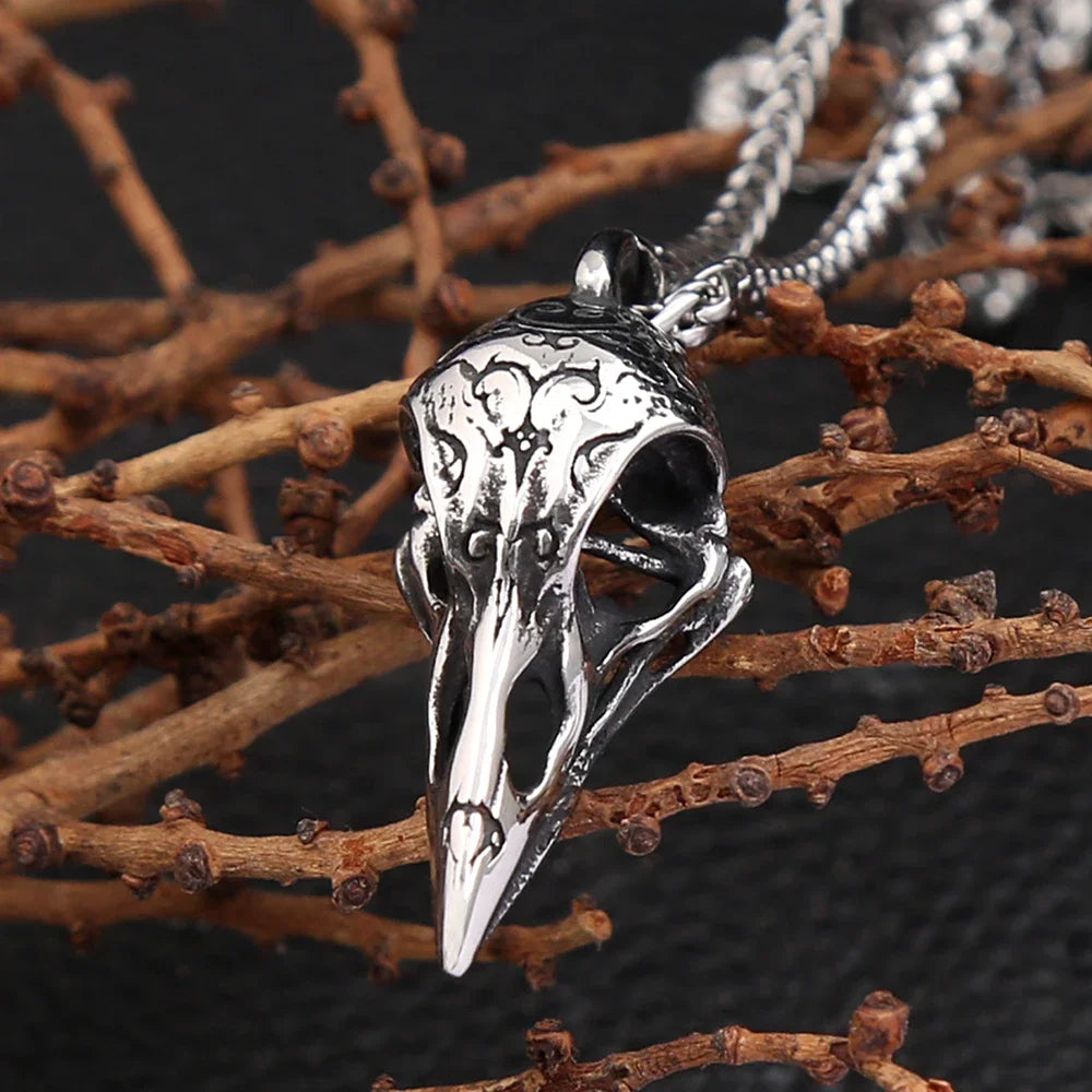 Fashion Vintage Raven Skull Pendant Necklace Mens Stainless Steel Unique Cool Carved Raven Animal Necklaces Jewelry Dropshipping