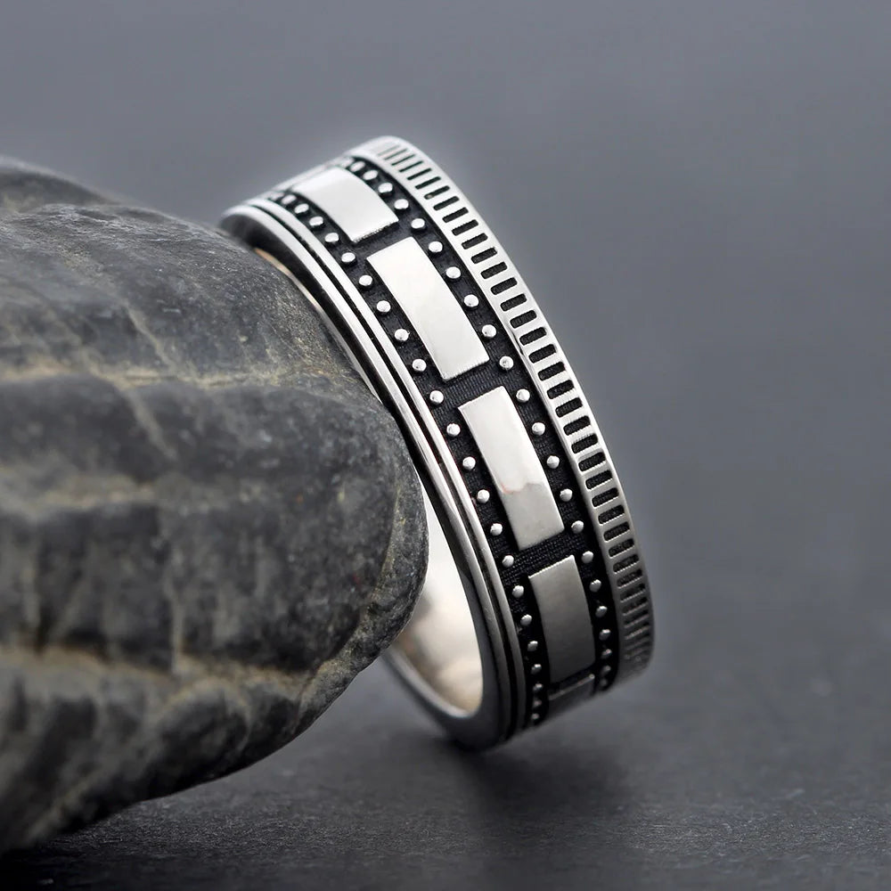 Vintage Camera Ring — 925 Silver