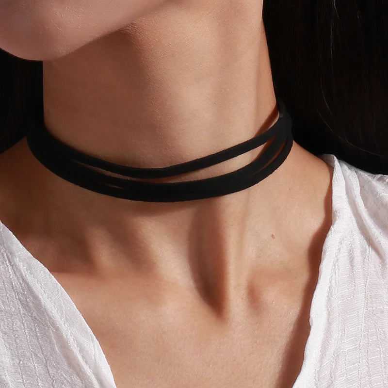 Aihua Gothic Crystsal Cross Pendant Black Velvet Necklace for Women Elegant Pearl Heart Choker Necklace Statement Jewelry