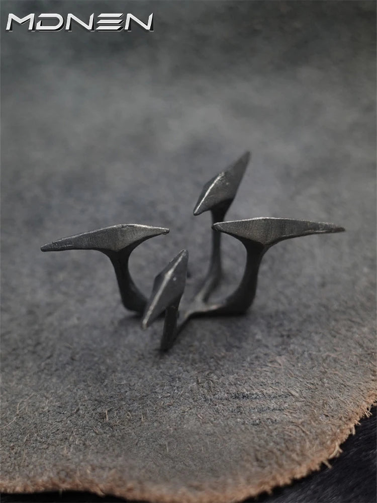 Neo-Gothic Claw Ring — Stainless Steel
