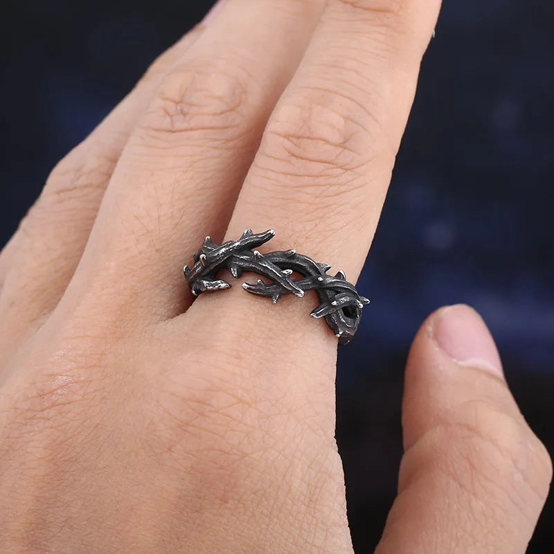 Retro Irregular Thorns Finger Ring — 316L Stainless Steel
