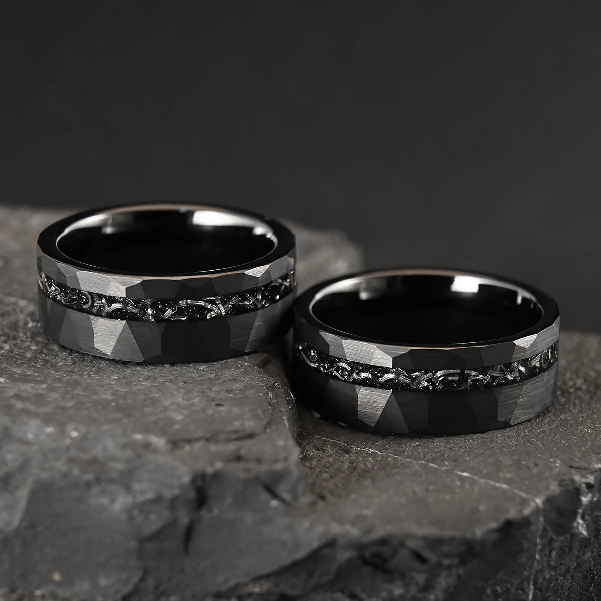 8MM Black Tungsten Men’s Wedding Bands Classic Hammered Meteorite Ring Fashion Simple Couple Promise Engagement Rings