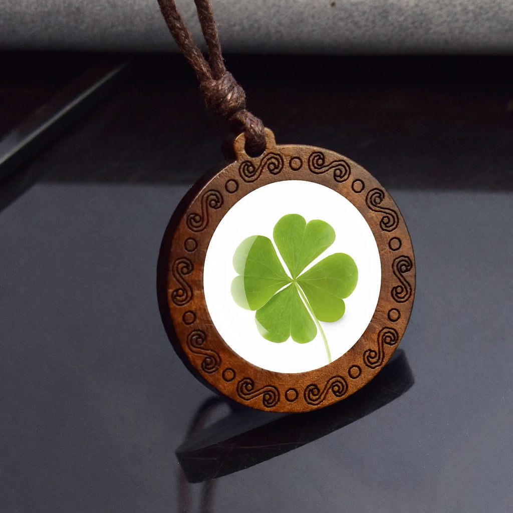 Shamrock Lucky Clover Wood Necklace Wooden Pendant Four Leaf Clover Necklaces Handmade Glass Cabochon Jewelry Women Gift