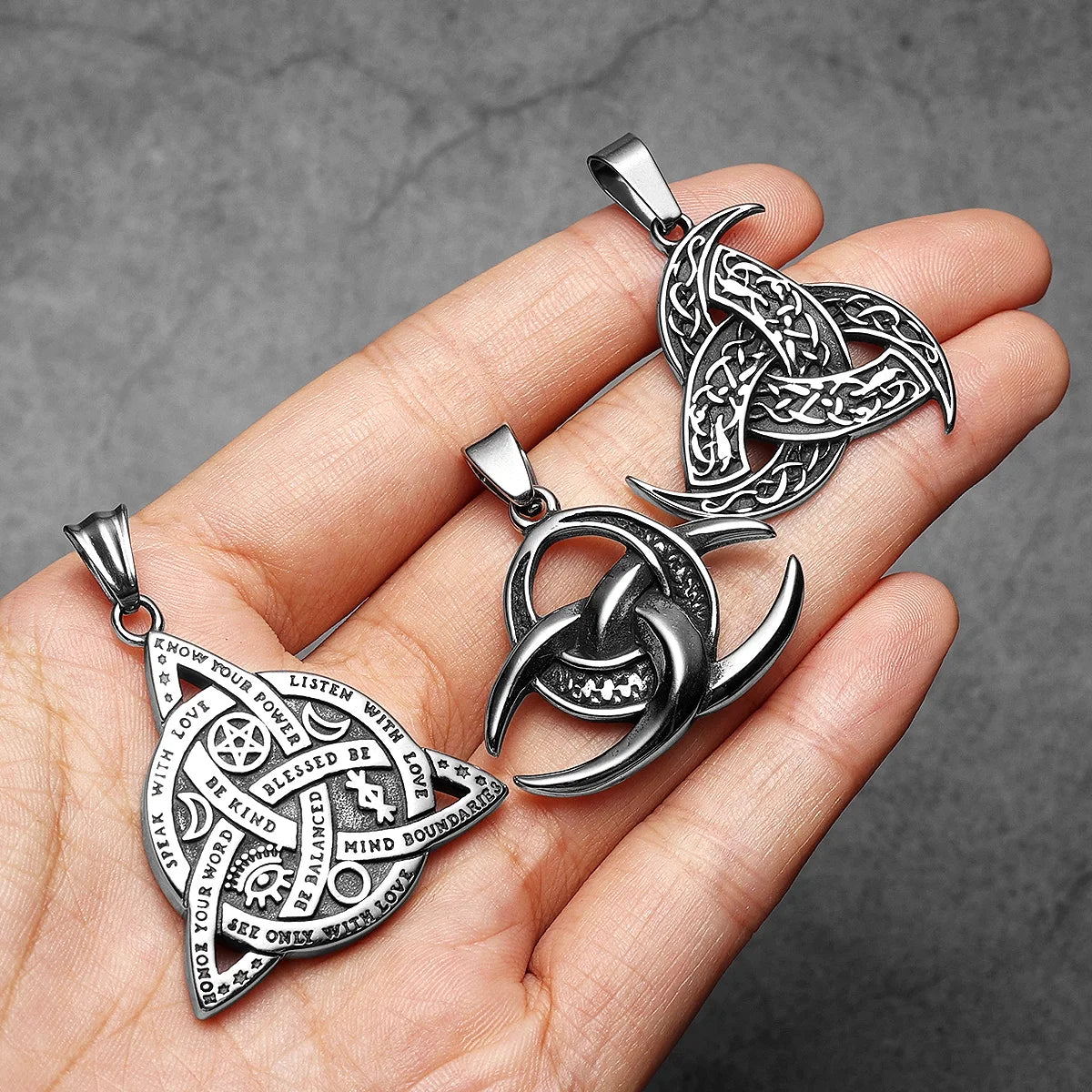 Celtic Knot Viking Carving Men Necklaces Stainless Steel Pendant Chain Women Punk Fashion Jewelry New Accessories Gift