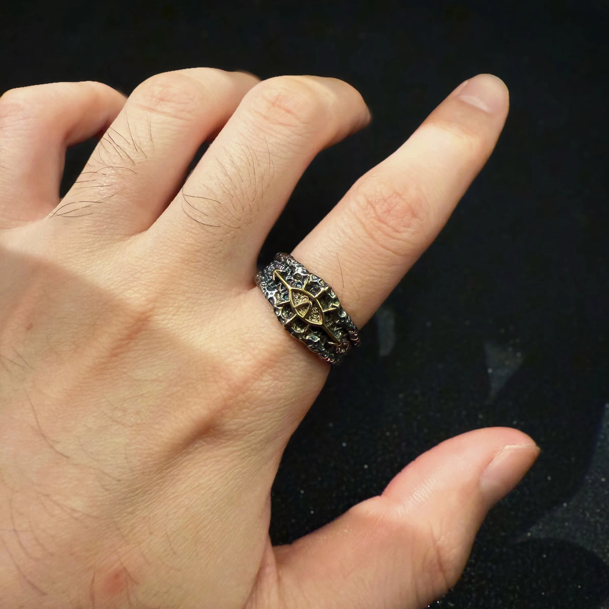 Gothic Eight Pointed Arrow Star Adjustable Open Ring