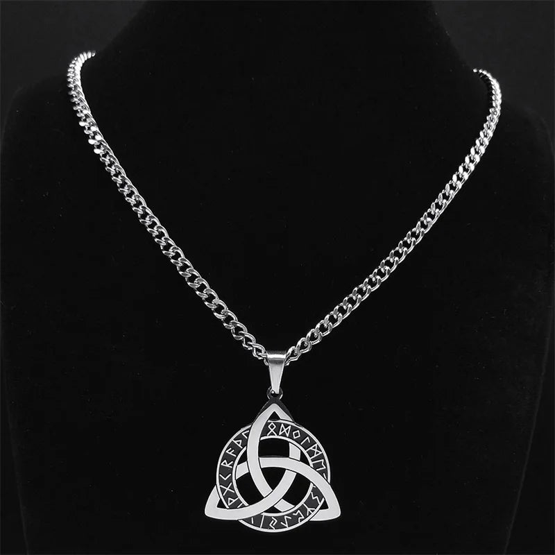 Viking Triquetra Celtic Knot Pendant — SS
