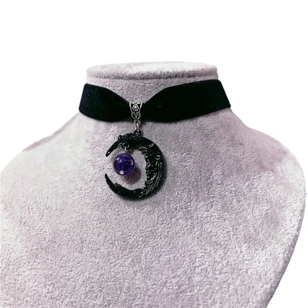 Gothic Temperament Black Human Face Moon Amethyst Round Bead Pendant Velvet Necklace for Women Men Halloween Party Jewelry Gifts