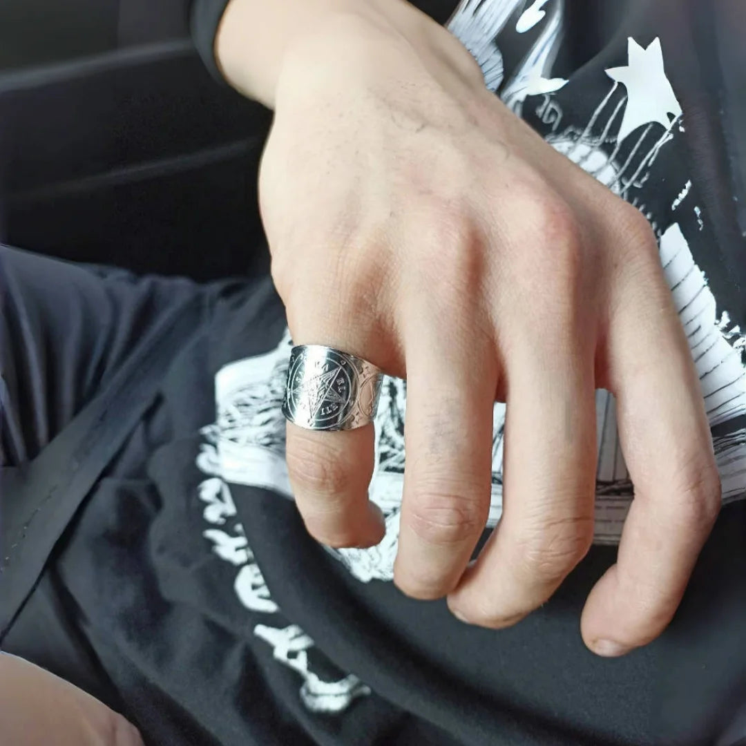 LIKGREAT Amulet Protection Ring Tetragrammaton Pentagram Finger Rings for Men Women Stainless Steel Jewely Witchcraft Pagan Gift