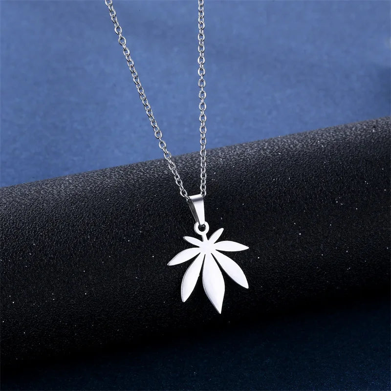 Stainless Steel Necklace For Women Man Maple Leaf Choker Pendant Chain Necklaces Engagement Jewelry korean Fashion NEW