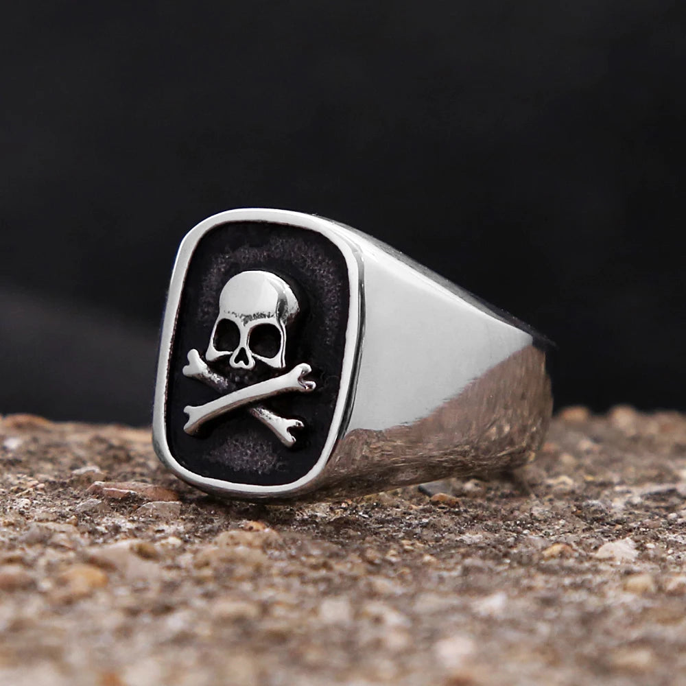 Simple Skull Biker Ring — Stainless Steel