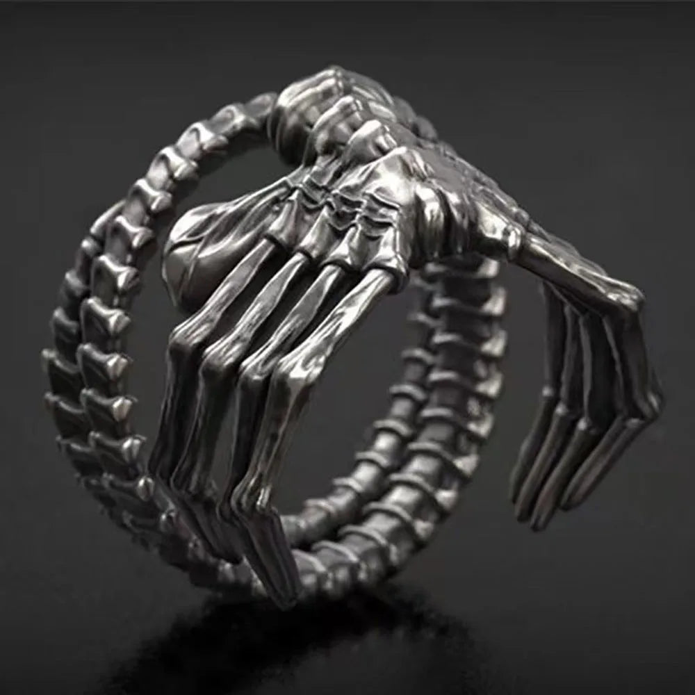 Alien Skeleton Men'S Punk Motorcycle Style Bold Skull Claw Ring Exaggerated Trendy Finger Accessory