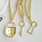 Brand Fashion Show Metal Alloy Key Lock Pendant Necklace For Women Fashion Jewelry Gorgeous Sweater Chain Statement
