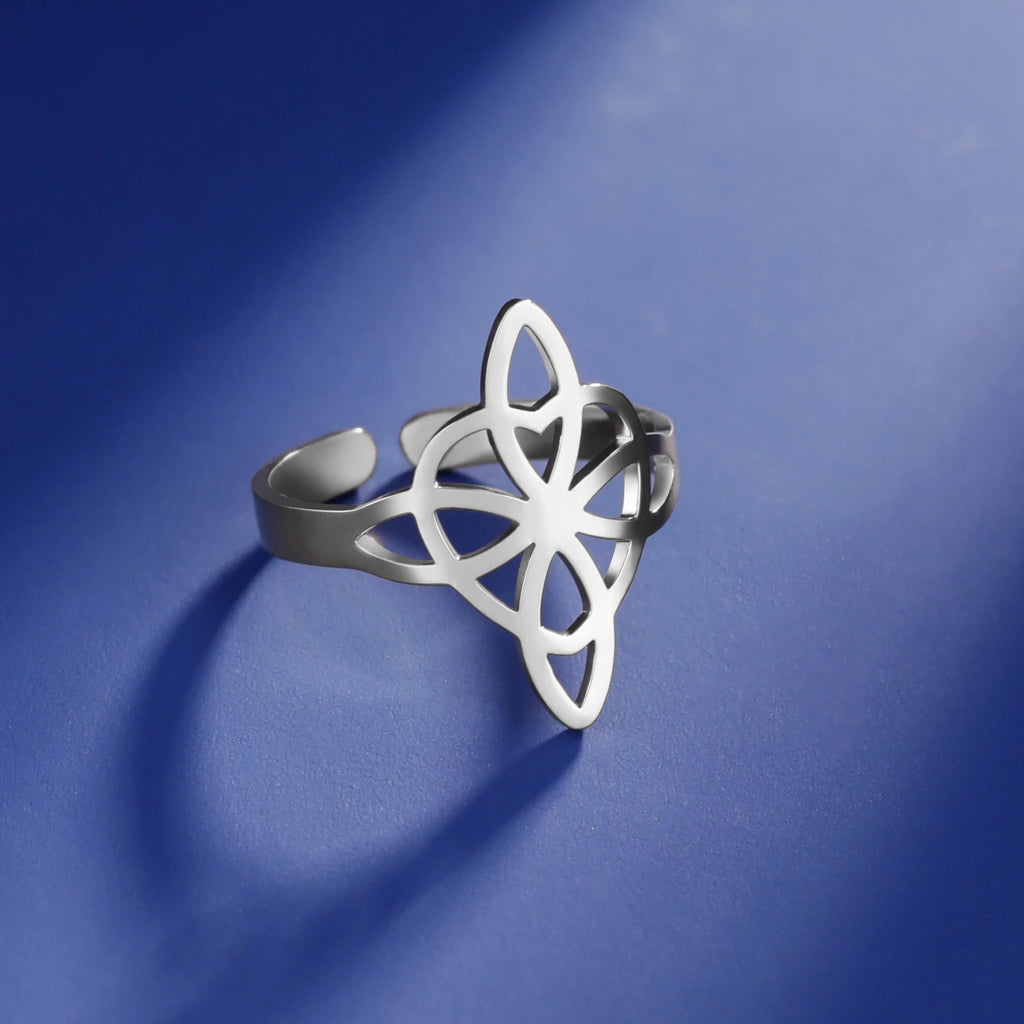 LIKGREAT Hollow Trinity Witch Knot Adjustable Ring for Women Men Stainless Steel Celtics Knot Amulet Couple Jewelry BirthdayGift