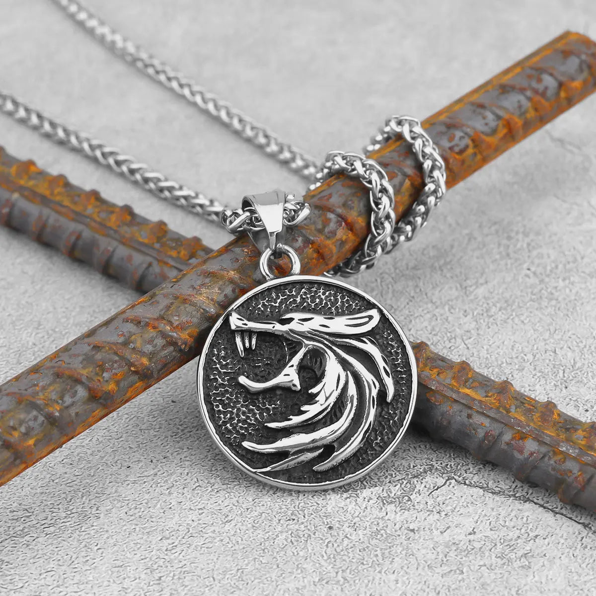Ice Wolf Head Pendant Necklace — Black