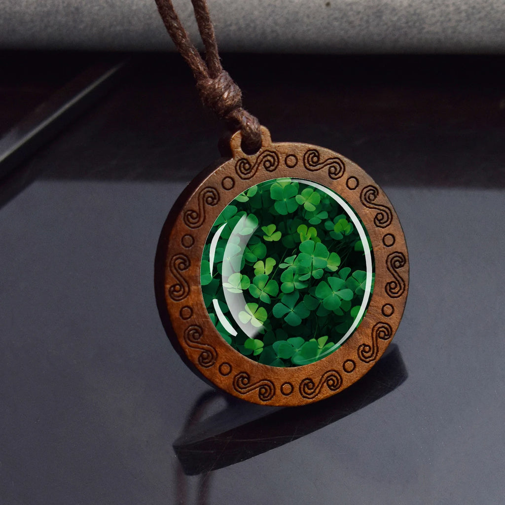 Shamrock Lucky Clover Wood Necklace Wooden Pendant Four Leaf Clover Necklaces Handmade Glass Cabochon Jewelry Women Gift