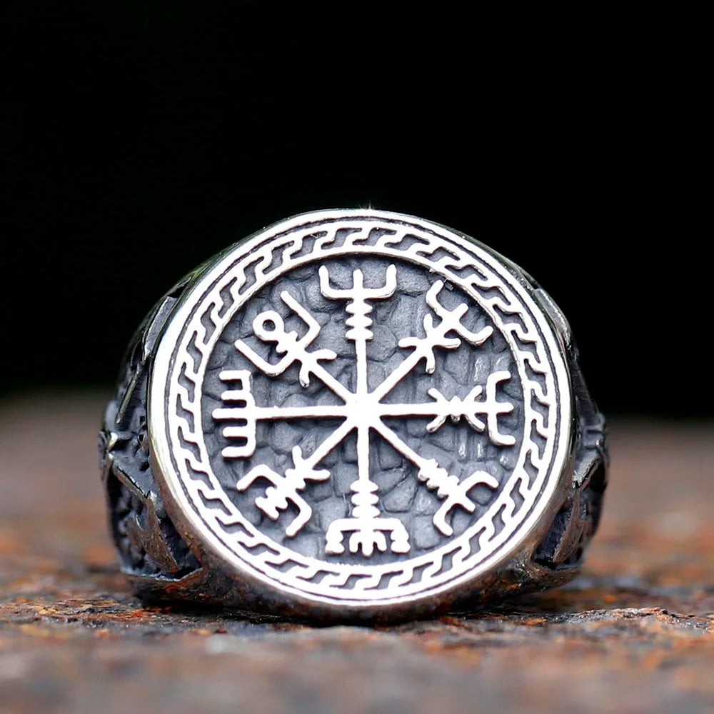 Viking Vegvisir Axe Amulet Ring — Stainless Steel