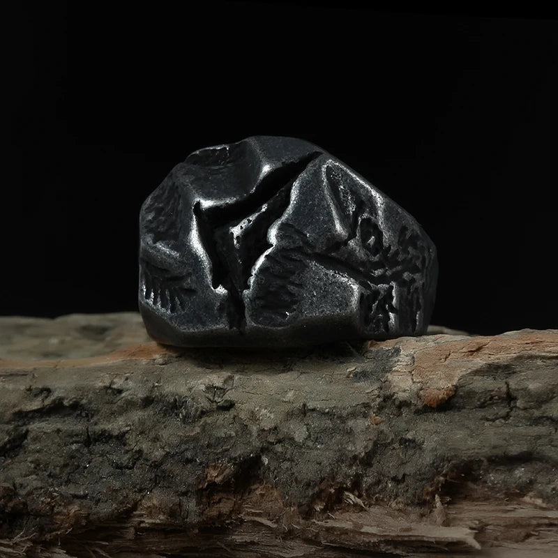Cracked Fossil Retro Punk Biker Ring — Stainless Steel