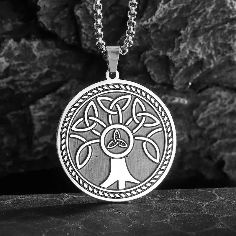 Exquisite and Creative Hip Hop Pentagram Pendant Necklace for Men Simple Punk Texture Necklace Jewelry Sweater Chain