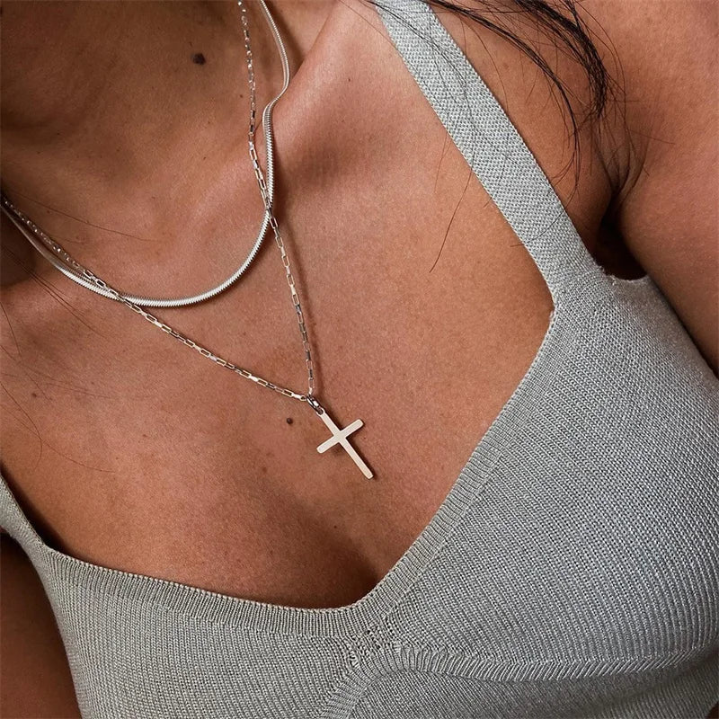 Twisted Cross Pendant Necklace — Silver
