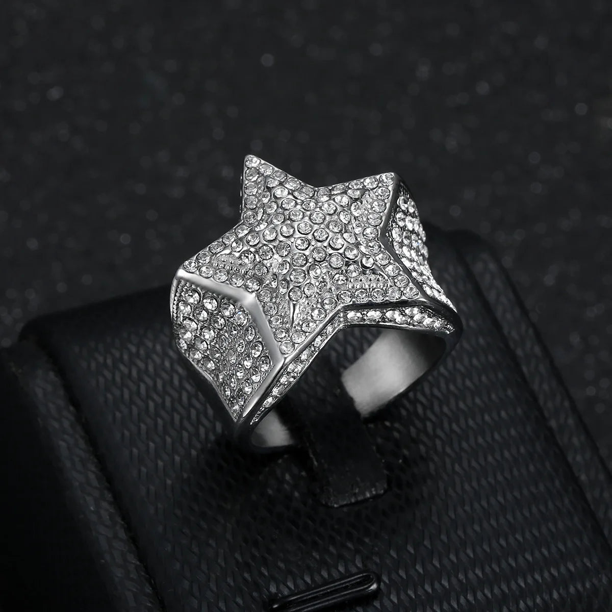Men's five pointed star Rings Black Punk Crusaders Band Rings rhinestone for Mens Stainless Steel Signet Rings Jewelry