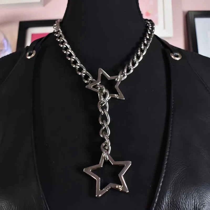 Gothic Personality Punk Necklace Long Gothic Bat Pendant Necklace Exaggeration Sweater Chain Jewelry Halloween Party Accessories