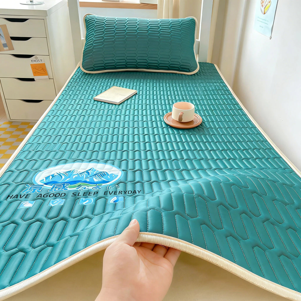 2026 New Summer Cooling Mattress Pad, Solid Color Latex & Ice Silk Mat Washable Foldable Bed Cover for Home Dorm Single