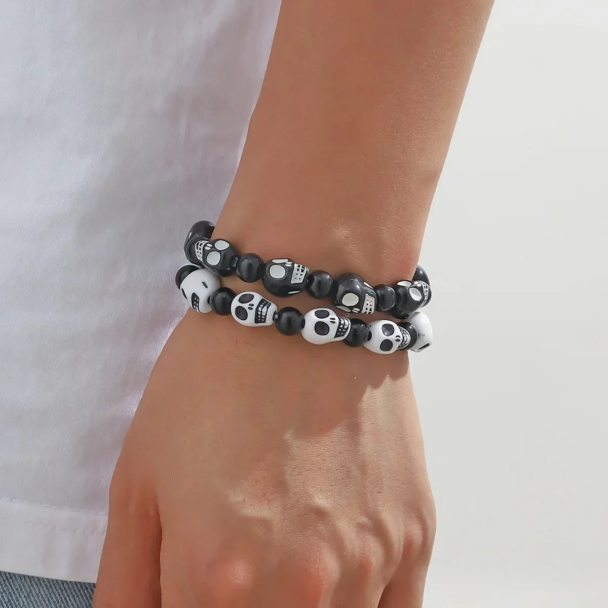 Punk Goth Skull Skeleton Bracelets for Women Men Hip Hop Elastic Beaded Bracelets Bangles Handmade Halloween Jewelry
