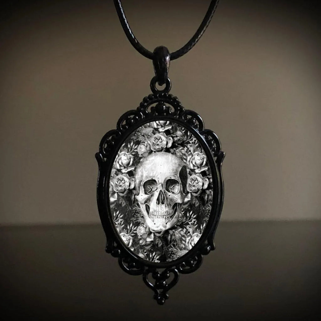 Gothic Crow Black Forest Charm Necklace Fashion Witch Jewelry Gift Pagan Cross Black Cat Skull Glass Pendant Necklace