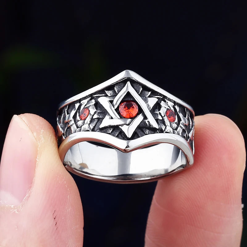 Biker Fashion 316L Stainless Steel Unique Star Ring With Red Stone Wear Anels For Man Women Fashion Couple Jewelry Wedding Gift