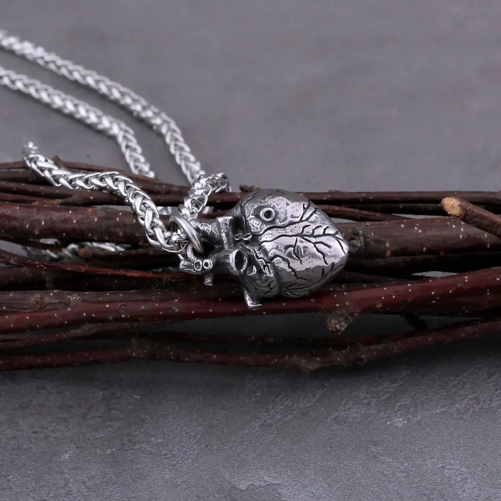 Fashion Hip Hop Heart Necklace Stainless Steel For Men and Women Punk Vintage Biker Pendant Charm Lucky Heart Jewelry