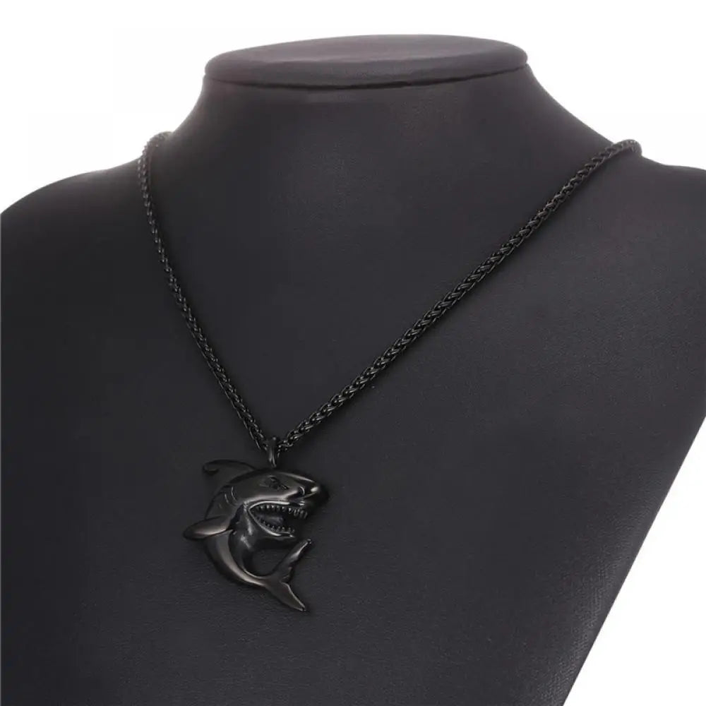 New Hip-Hop Rock Fashion Personality Men's Necklace Domineering Shark Pendant Punk Style Jewelry Accessories