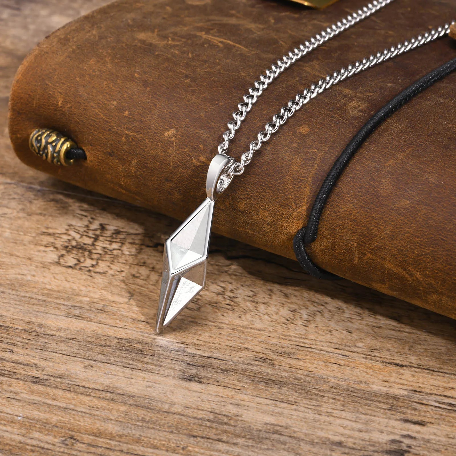 Star 4-Pointed Pendant Necklace — Stainless Steel
