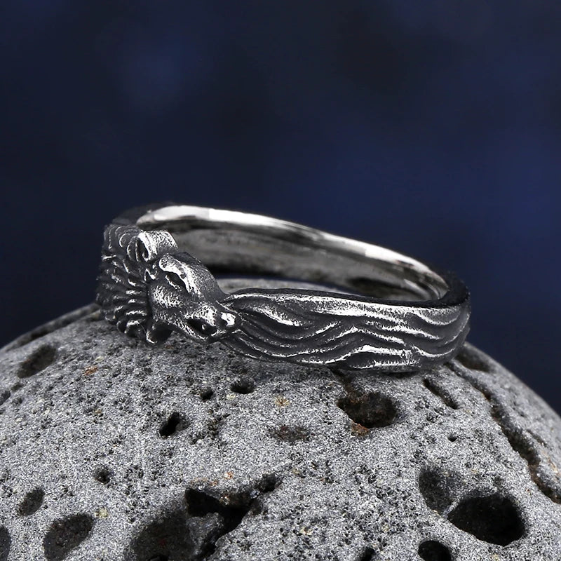Vintage Viking Wolf Ring — Stainless Steel