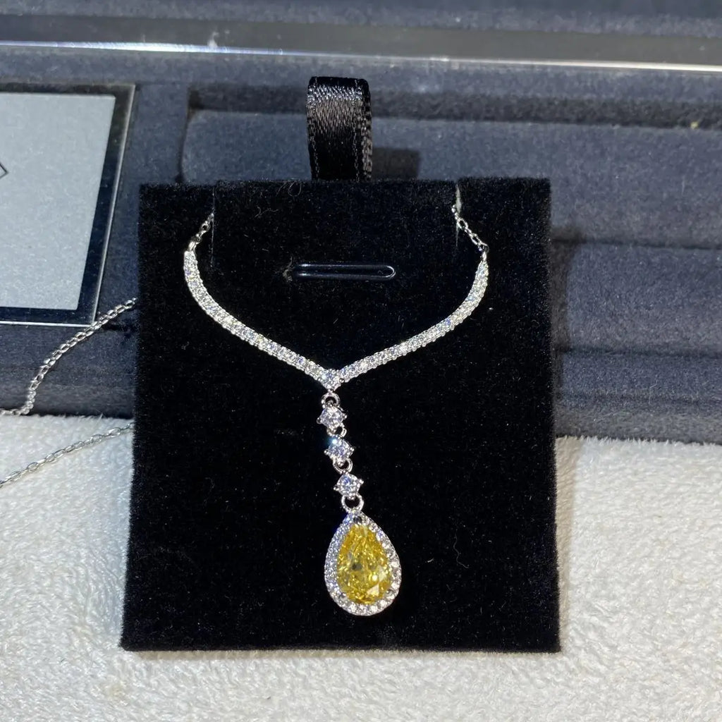 Luxury Solid Platinum PT950 Women's Ice Flower Cut Drops Diamond Pendant Necklace