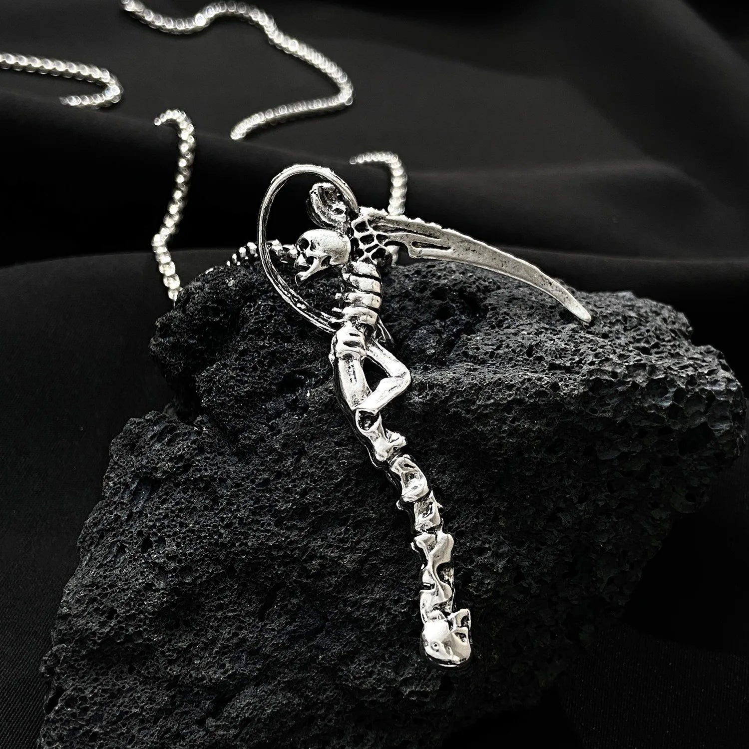Gothic Death Scythe Pendant Skull Demon Ghost Pendant Necklace For Men Women Punk Motorcycle Rock Halloween Party Jewelry Gifts