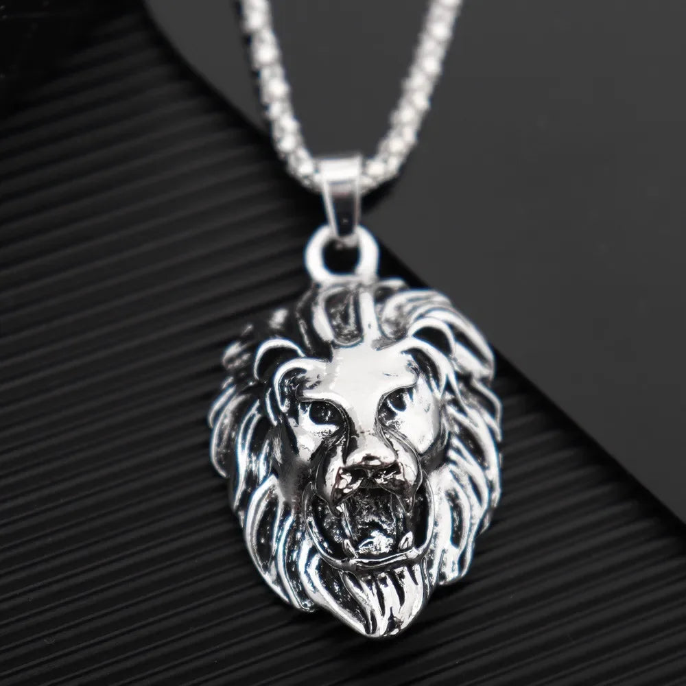 Punk Hip Hop Men Necklace Animal Lion Head Pendant Necklace New Fashion Metal Sliding Pendant Necklace Accessories