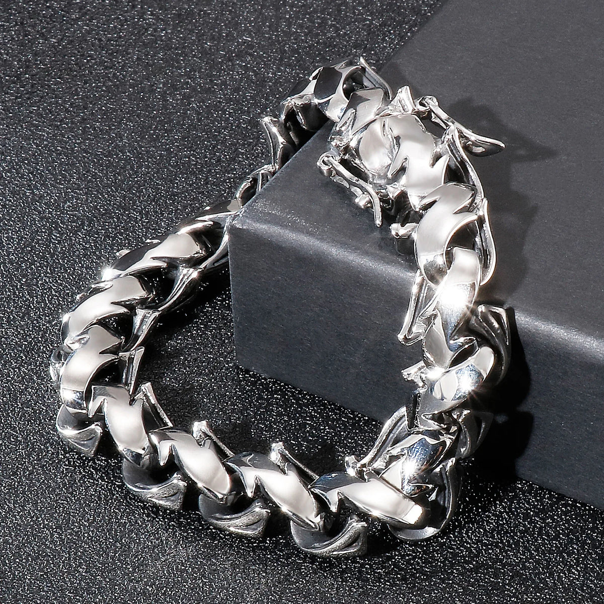 Polished Chunky Link Chain Bracelet — Stainless Steel