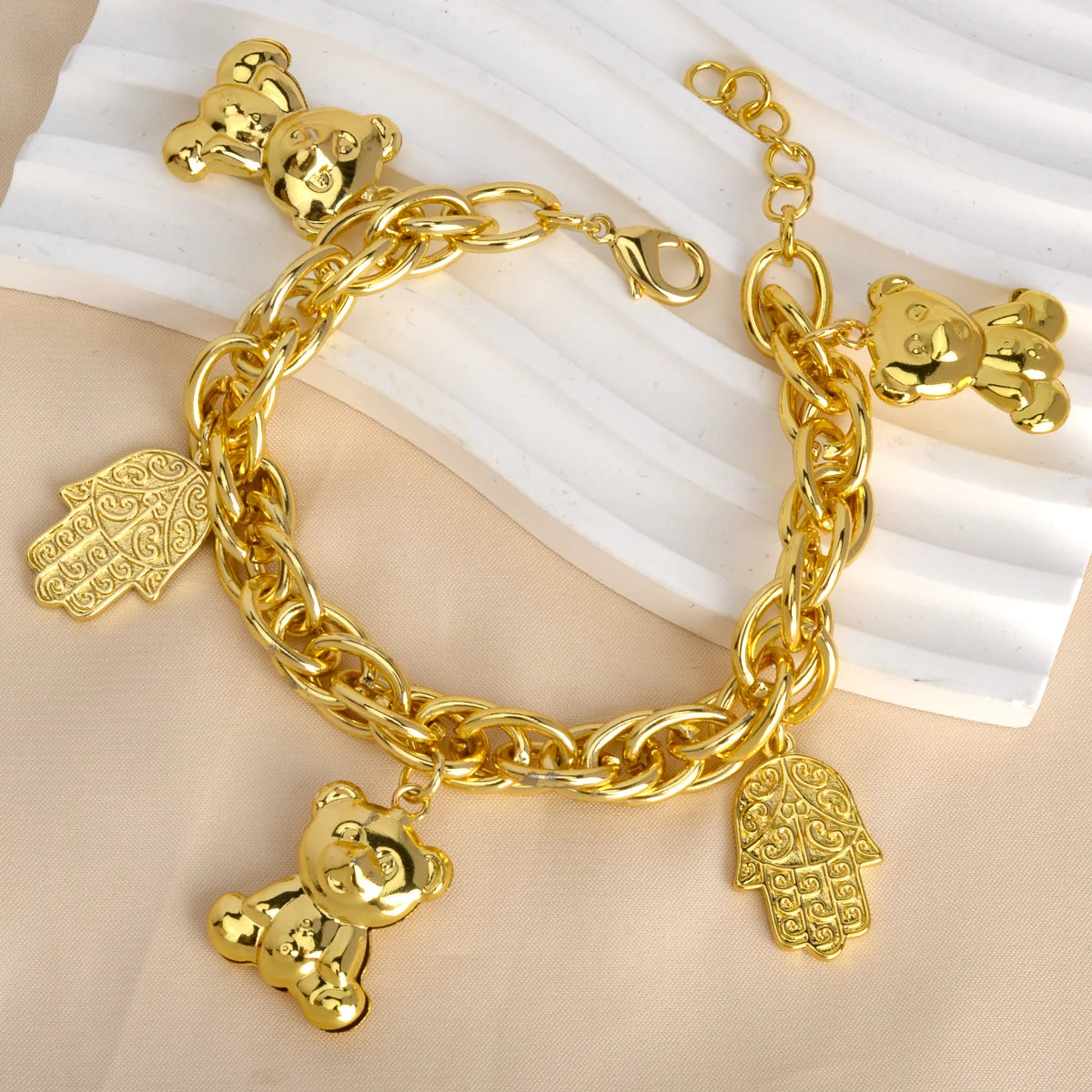 Diana Baby Link Chain Copper Gold Color Bear and Lock Bracelets for Women Wholesale Retail Fashion Jewelry Party