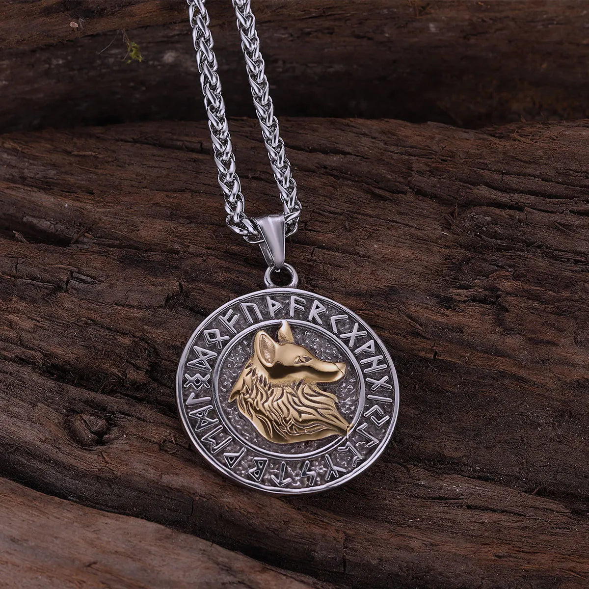 Fenrir Wolf Pendant Necklace — Gold