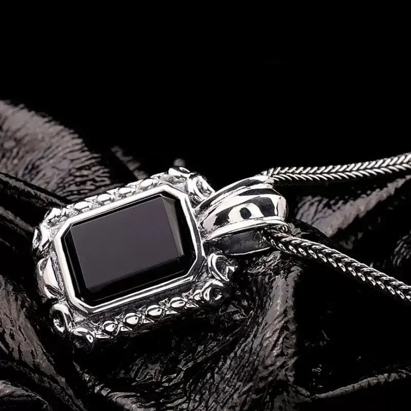 Classic Design Silver Inlaid Black Agate Pendant for Men Necklace Handsome and Domineering Keel Chain Charms Fashion Jewelry
