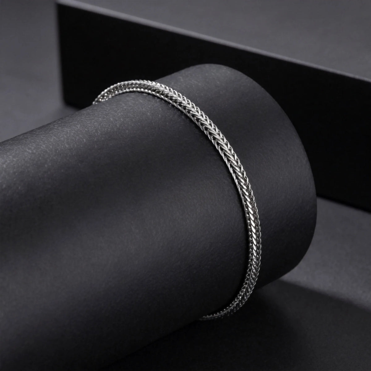 Minimalist Foxtail Chain Bracelet — Stainless Steel