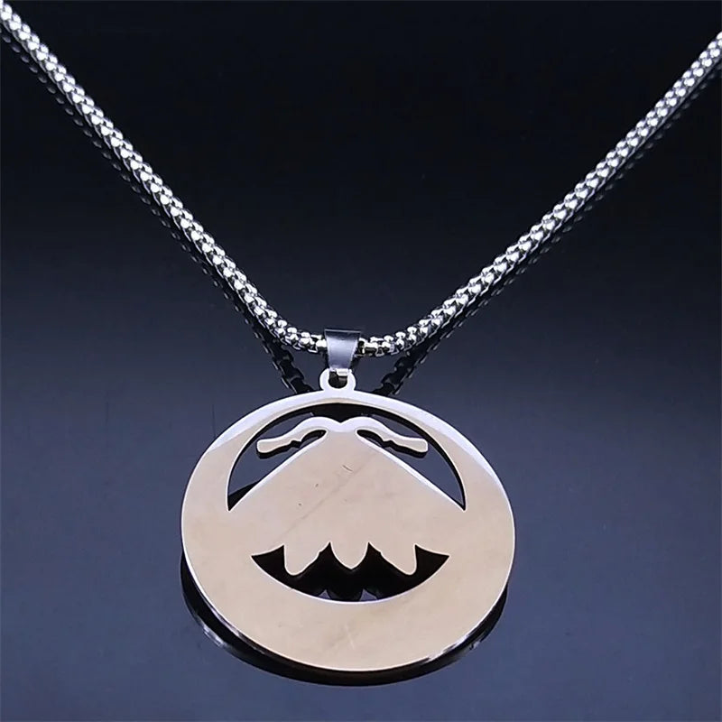 Witch Luna Moth Crescent Necklace for Women Men Stainless Steel Gothic Insect Moon Phase Chain Aesthetic Jewelry colar