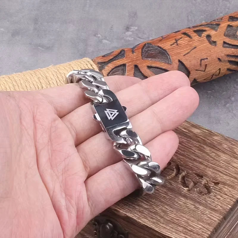A shiny 316 stainless steel color-preserving hip-hop style necklace, trendy Nordic Viking Cuban chain for men