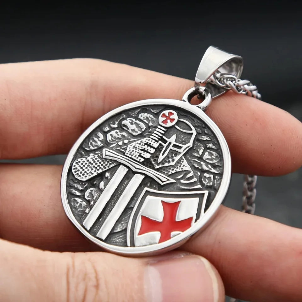Vintage Armor Shield Knight Templar Cross Pendant Necklace For Men Stainless Steel Fashion Punk Amulet Jewelry Gift