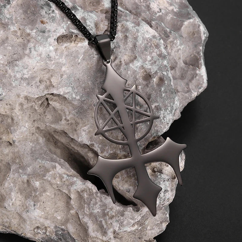 Stainless Steel Trinity Celtic Knot Nordic Rune Pendant Necklace Retro Ethnic Style Irish Knot Lucky Amulet Jewelry for