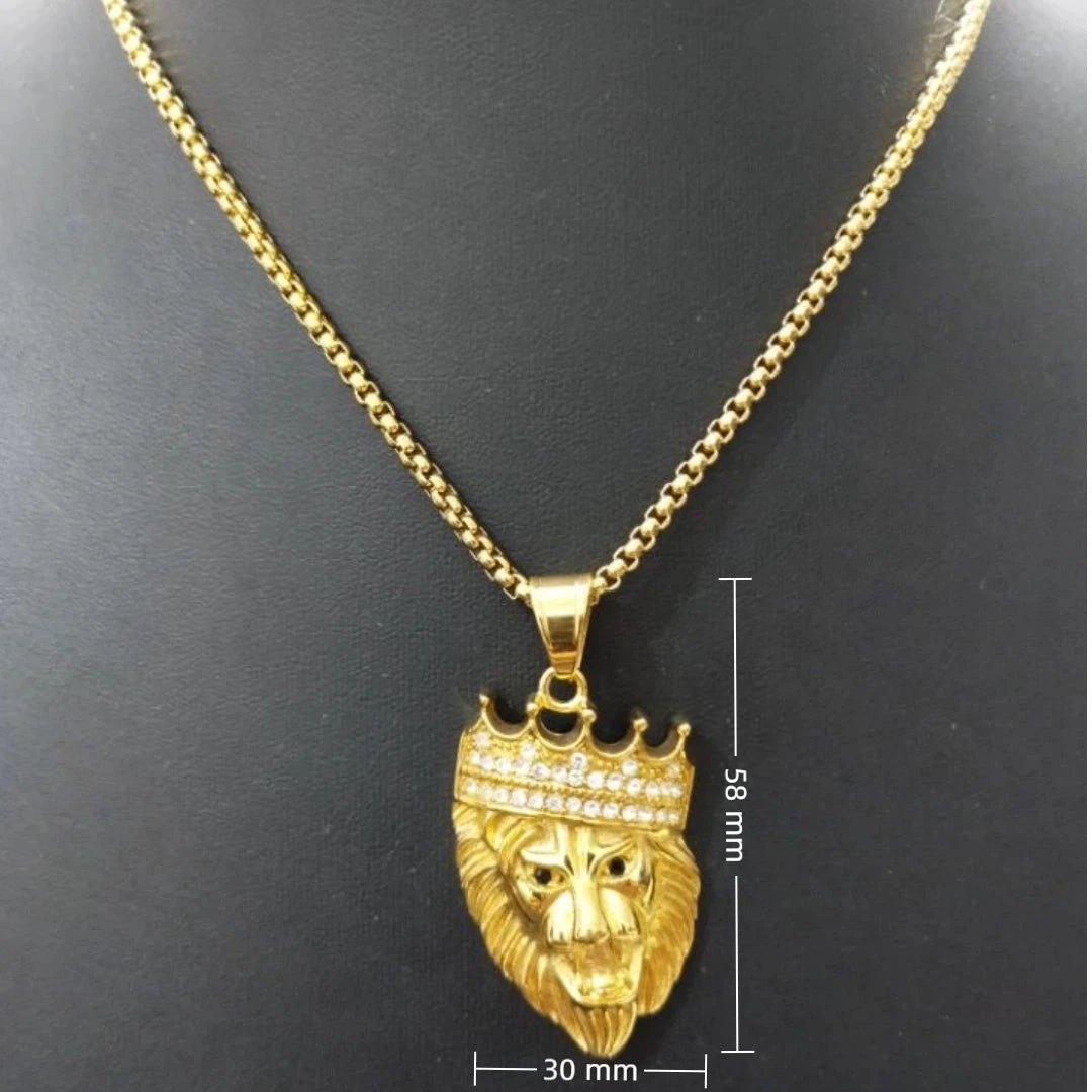 Iced Out Lion Head Round Pendant — Gold