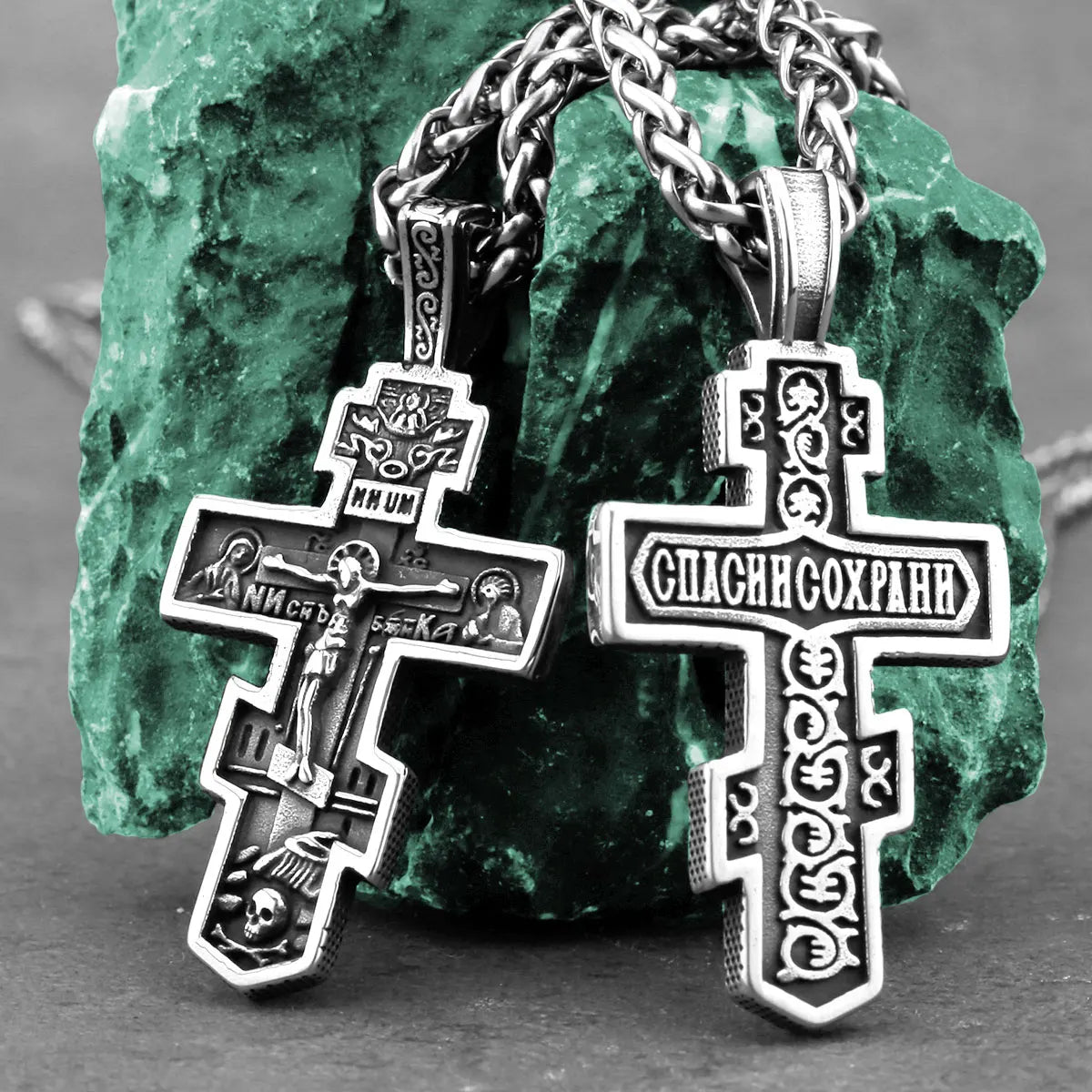 Vintage Jesus Cross Necklace Men's Stainless Steel Faith Christian Amulet Pendant Necklace Religious Male Jewelry Gift