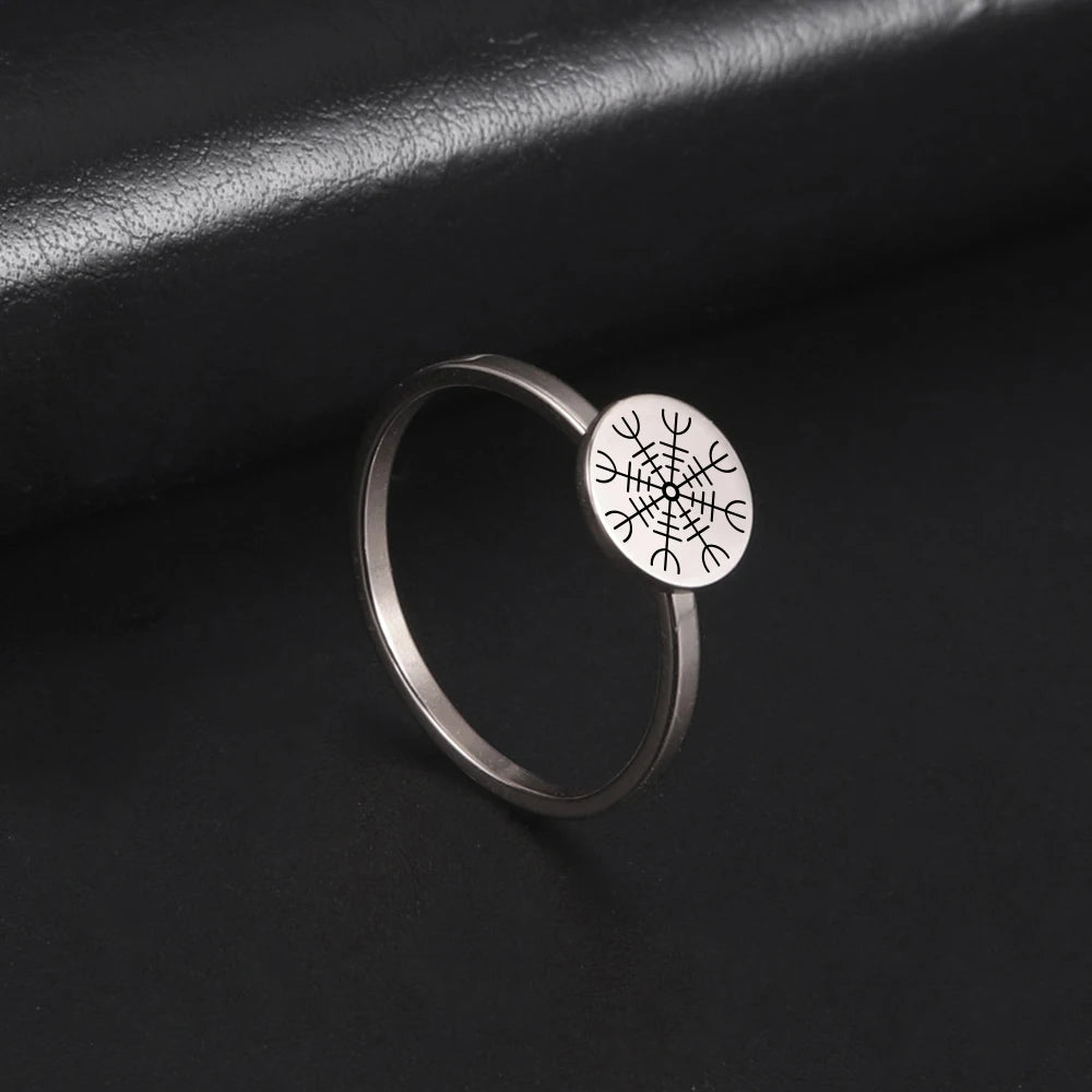 LIKGREAT Vintage Viking Rune Signet Scandinavn Rings for Men Women Vegvisir Compass Ring Circle Norse Helm of Awe Amulet Jewelry
