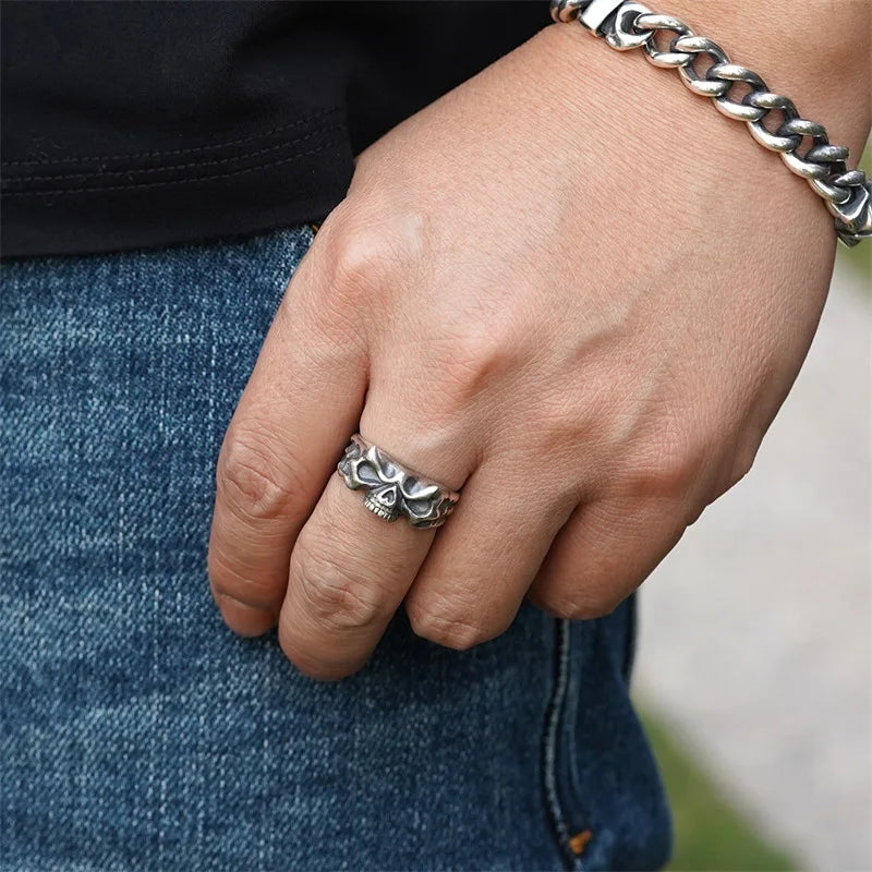 Vintage Skull Head Finger Ring — Silver-Tone Men's Band